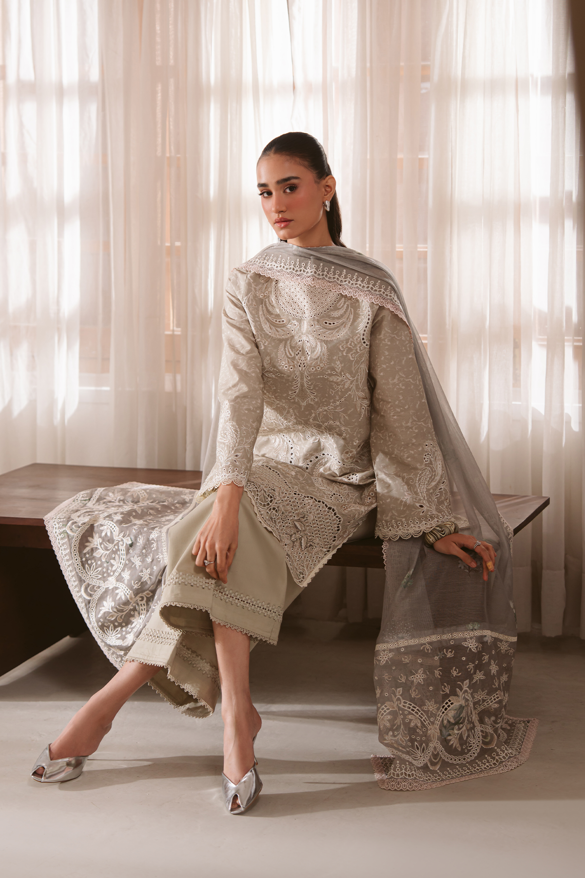 khaddi net dupatta dress