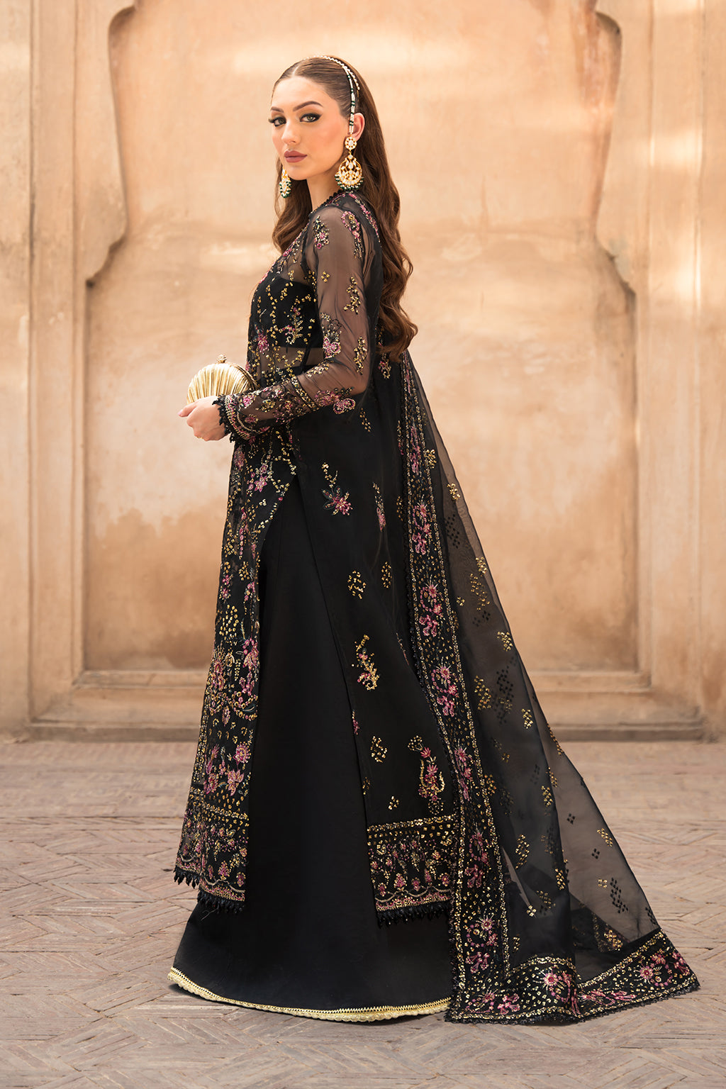 ready to wear pakistani suits