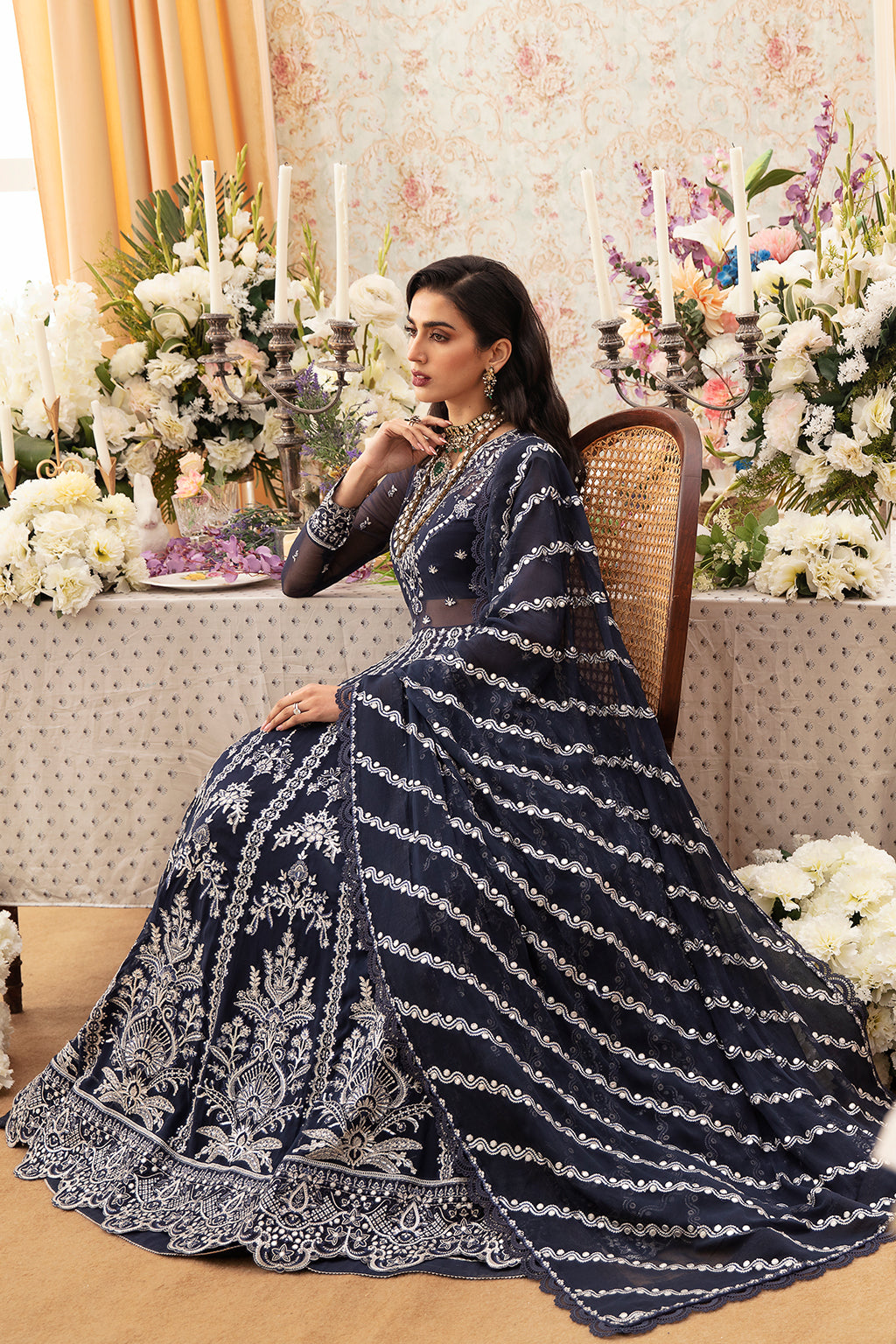 online suits in pakistan