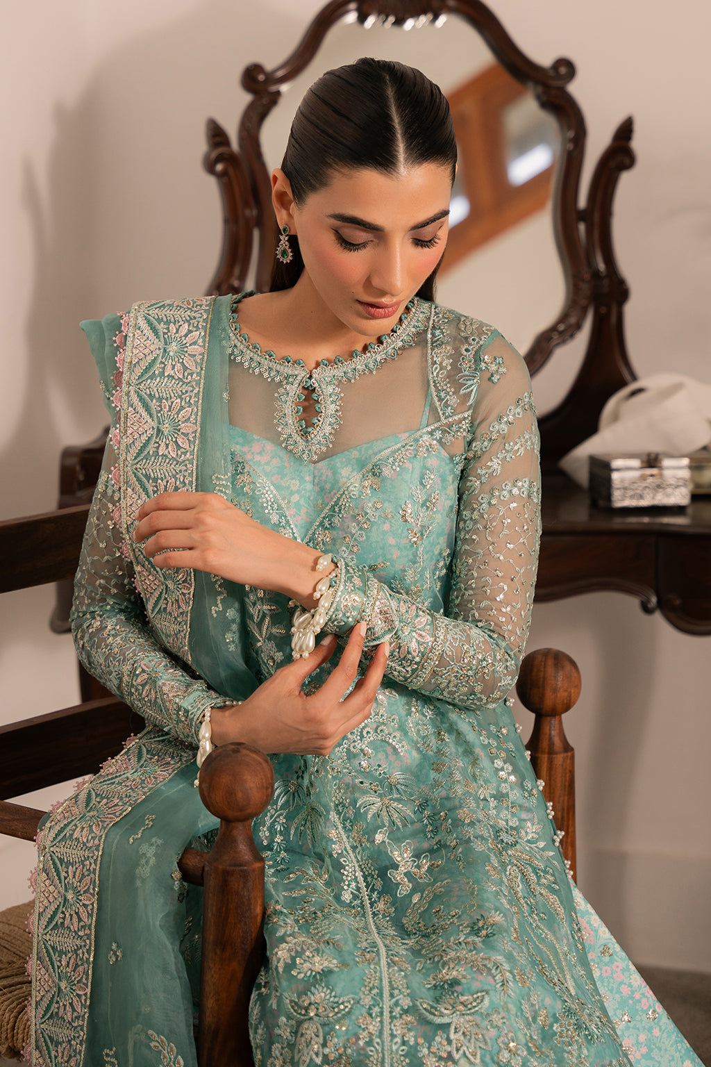 embroidered organza dupatta