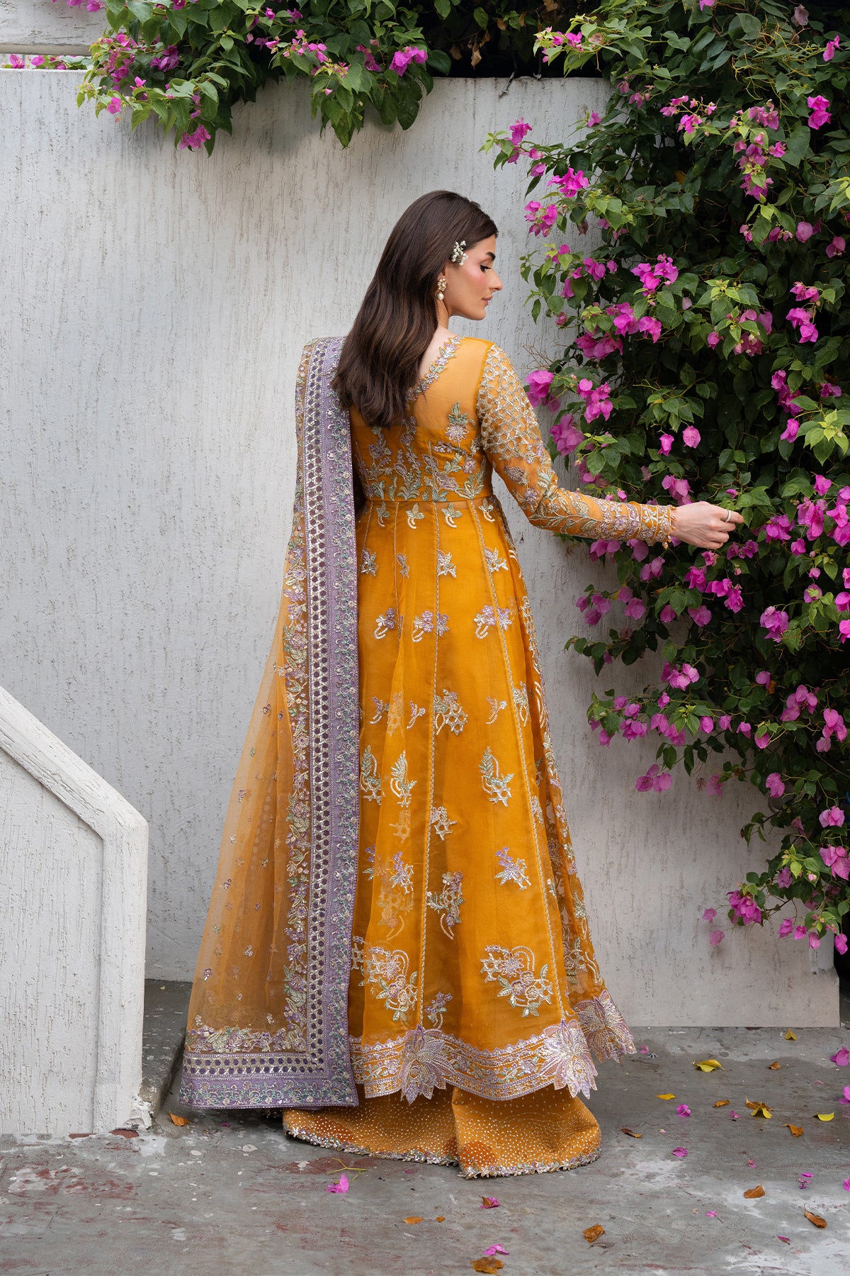 luxury formal wear Pakistan